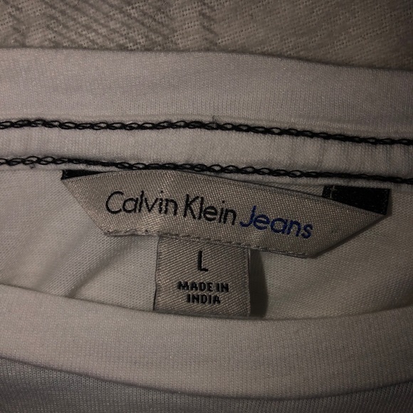 White Calvin Klein T-Shirt - Picture 4 of 4